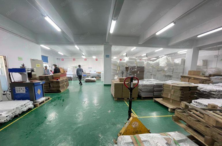 西乡九围工业区，康桥书院，带装修800平厂房出租，租金25