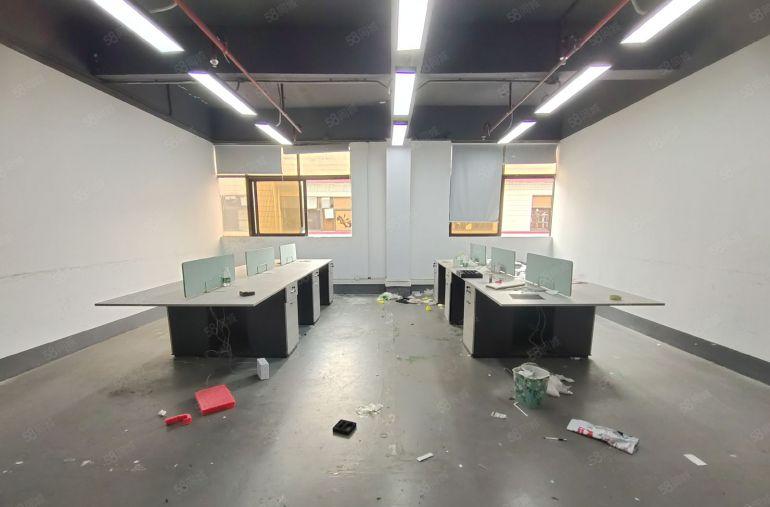 西乡，鹤洲大型工业园，楼上带装修650平厂房电到位，租金便宜