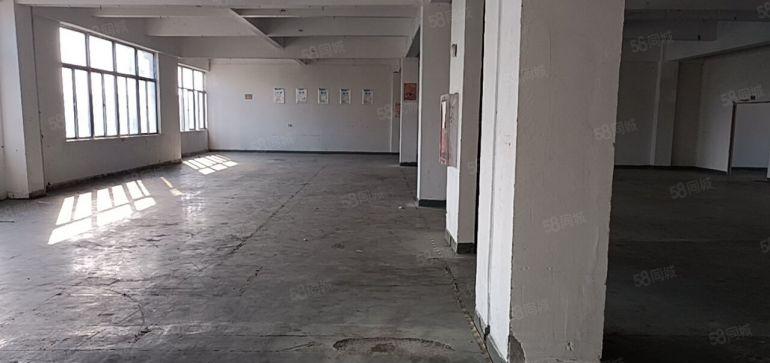 松岗洋涌原房东红本重工业三楼3500平花园厂房过环评超大空地