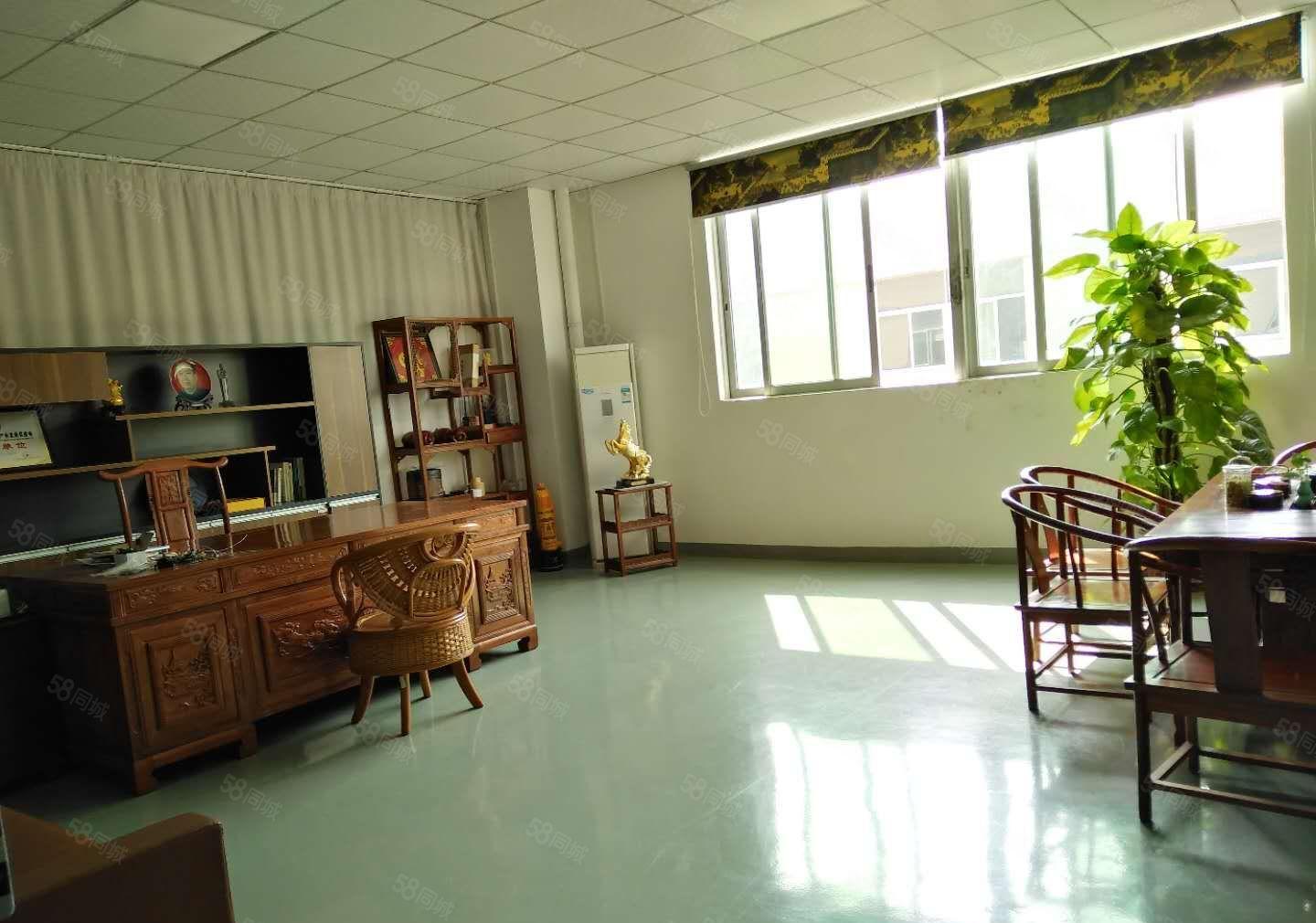 松岗碧头地铁口原房东红本独院厂房二楼1500平方