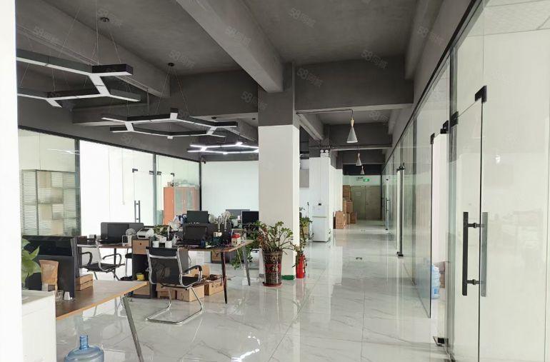 西乡固戍地铁口楼上1500平米精装修厂房电商办公室仓库分租