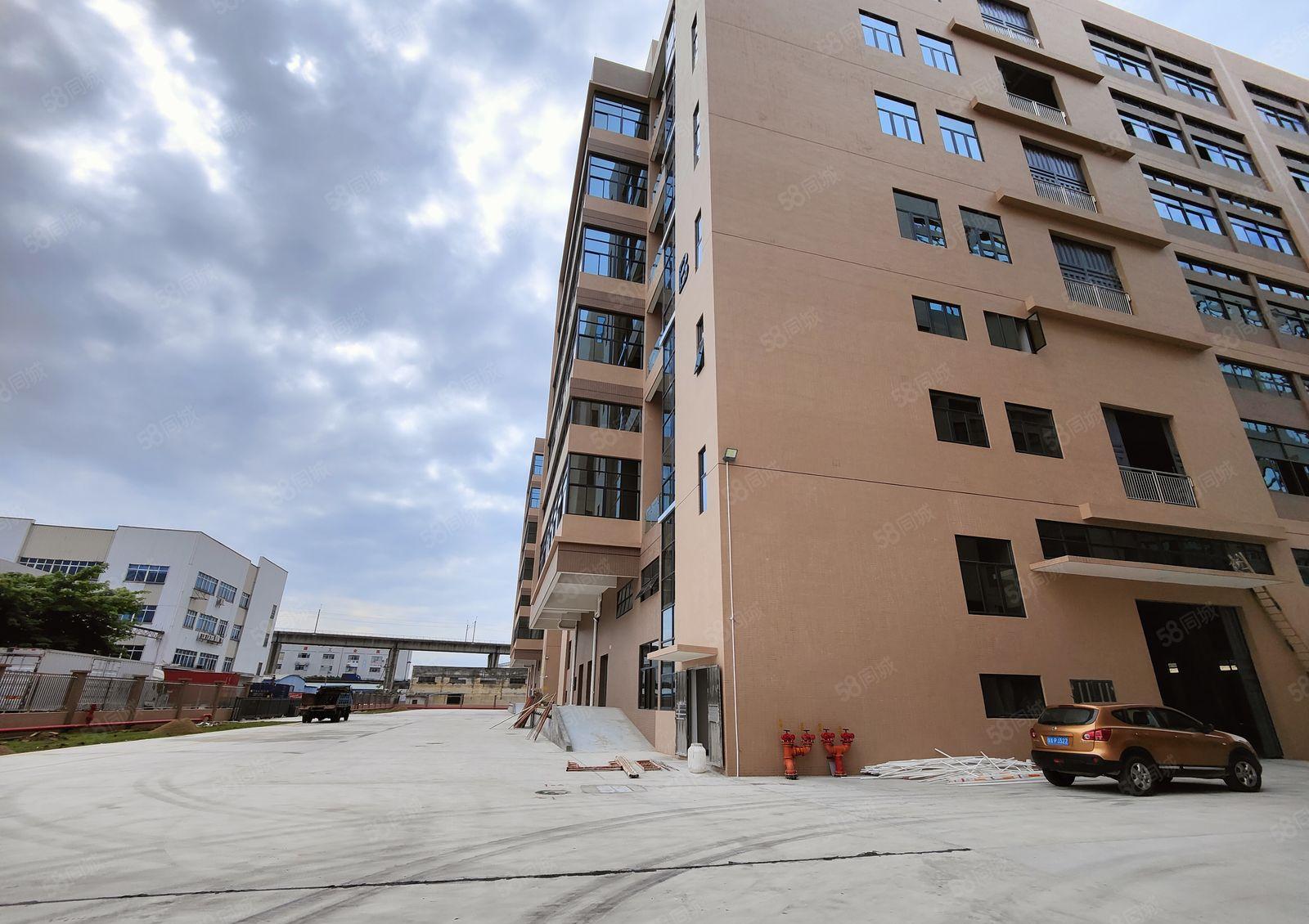 石岩北环路同富康同富裕新出一楼厂房3000平二楼3000可分