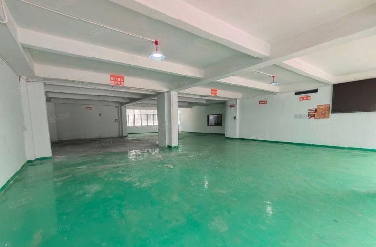 西乡桃源居附近，大型工业区，一楼带装修600平厂房出租