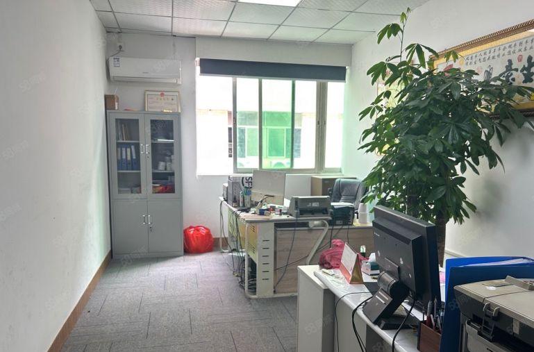 35元起一楼300平空地大福永地铁口厂房出租仓库出租分租机场