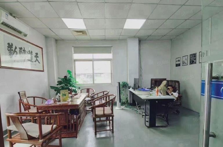 宝安福永桥头地铁口工业园楼上1000平带装修办公室厂房出租