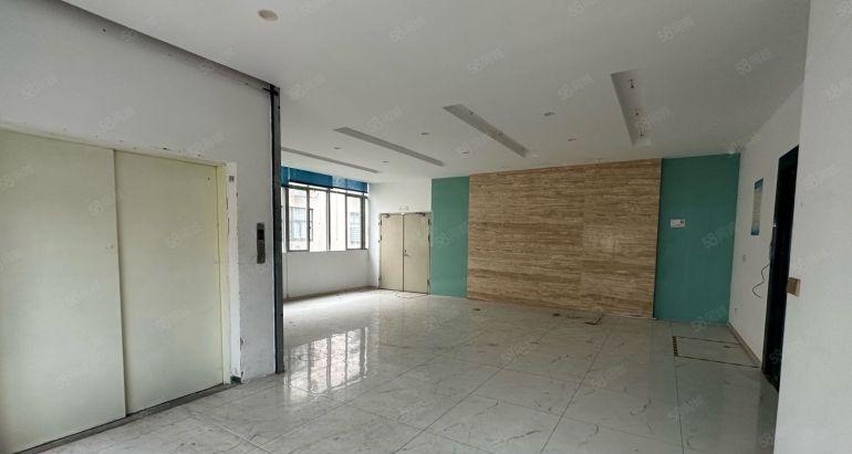 福永会展旁厂房出租原房东600至1800平带装修有红本可生产