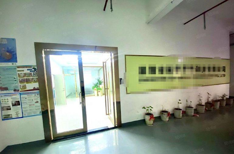 福永新和楼上600平精装红本厂房实际面积出租拎包入驻无转让费