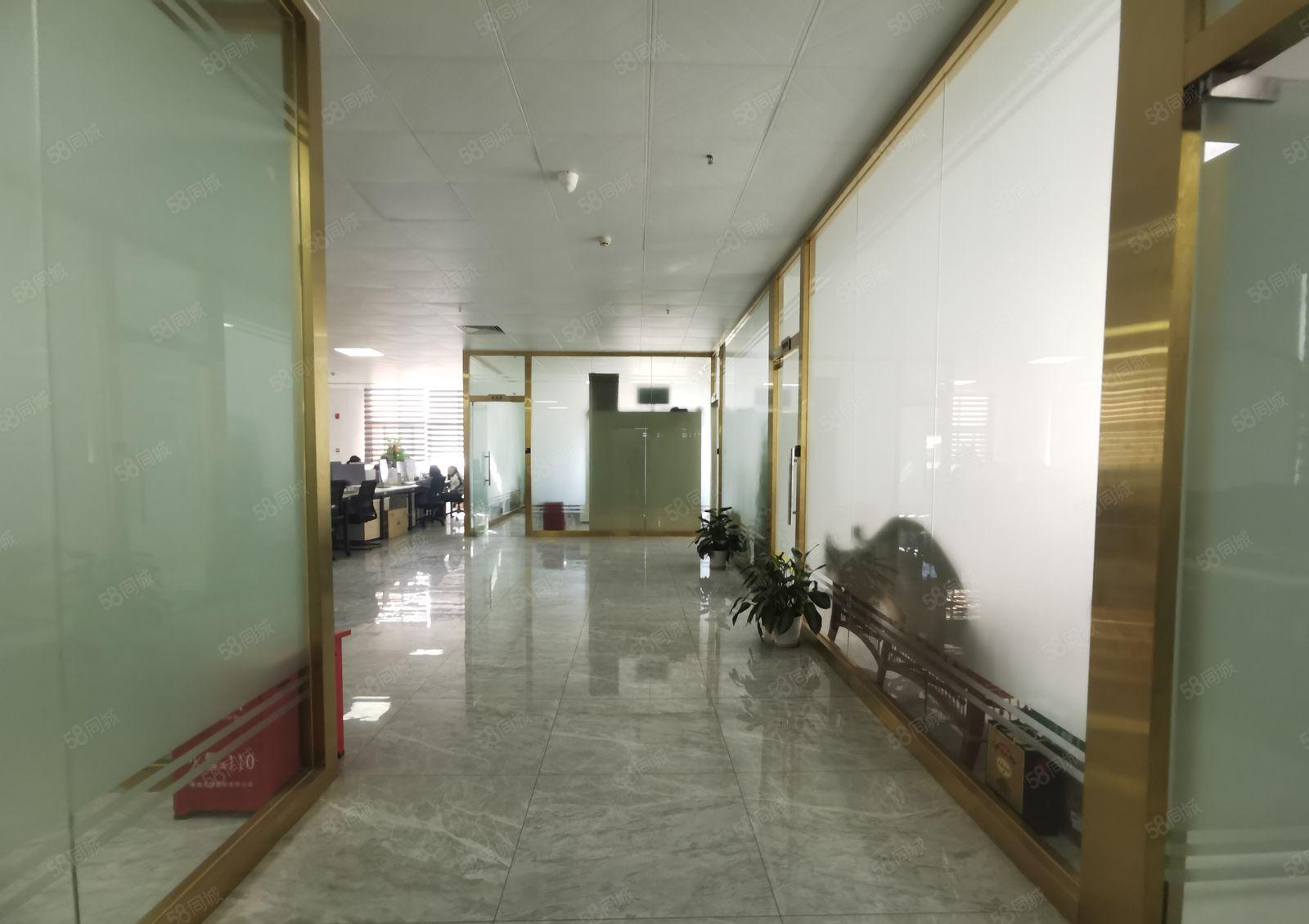 光明高新园区楼上精装修标准厂房2240平厂房出租带卸货平台