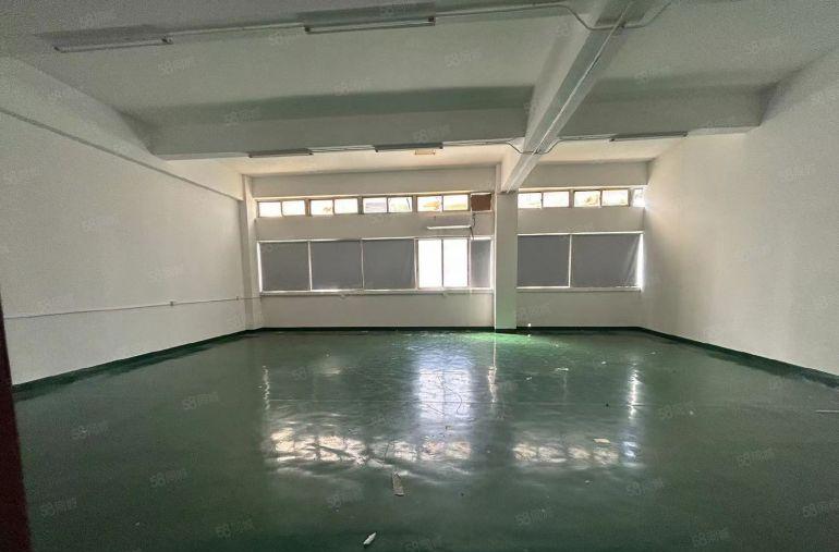 福永107国道边原房东楼上1500平米精装修红本厂房仓库出租