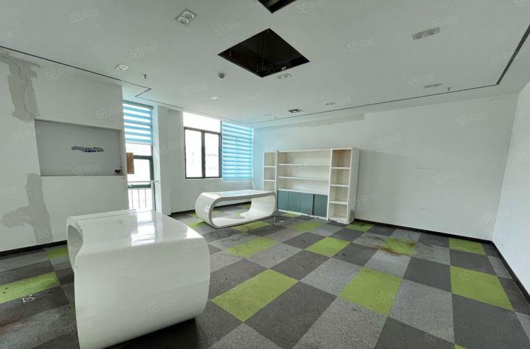 福永地铁口整层500平厂房出租精装修前台低价厂房仓库出租