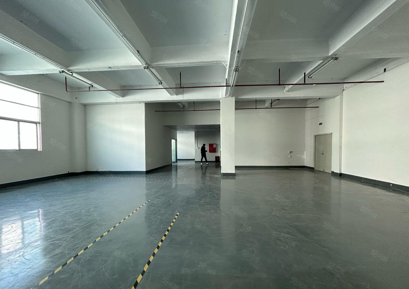 福永地铁站旁楼上300平带装修原房东厂房低价出租仓库一楼