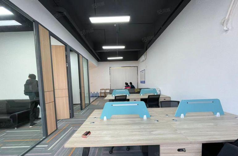 西乡，固戍地铁站，精装办公室小面积出租，68起平85平~95