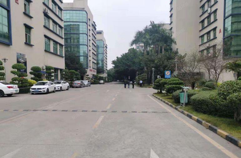 宝安福永原房东工业园新出楼上1000平带装修办公室厂房出租