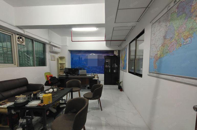 特价40，西乡固戍一楼650平带阁楼办公精装修厂房，层高6米