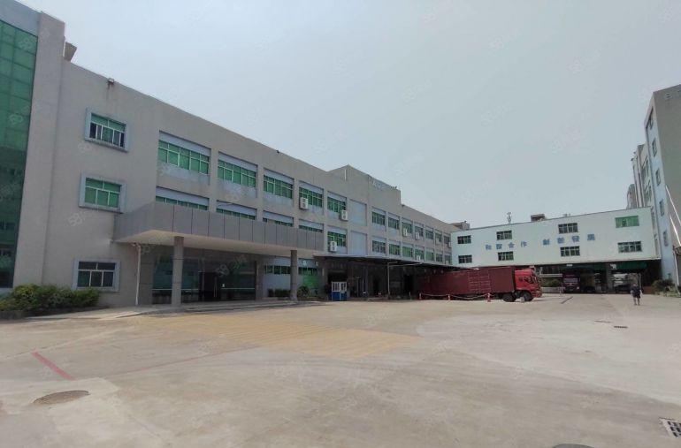 西乡固戍华庭工业园2000平可分租厂房出租电商仓库组装生产