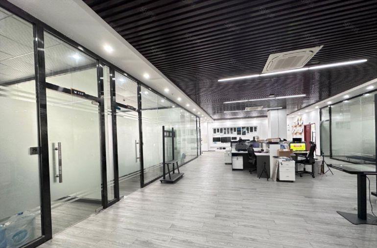 沙井本地佬一手园区新出1000平精装厂房，关系到位，价格实惠