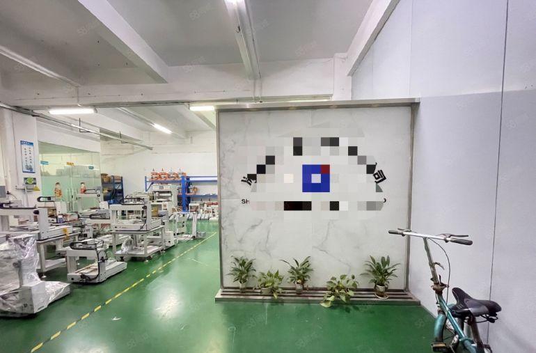 西乡固戍工业园，楼上带装修700平厂房出租，拎包即可使用