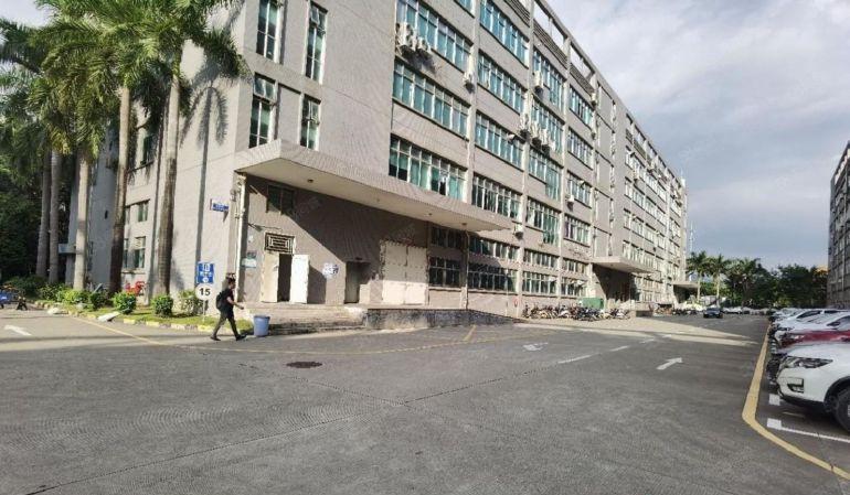 福永和平原房东大型工业区5000平厂房出租 园区空地大可分租