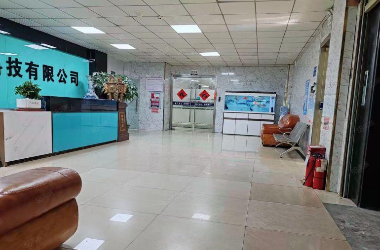 石岩乐华 整层出租可分割 上屋地铁口 精装修厂房