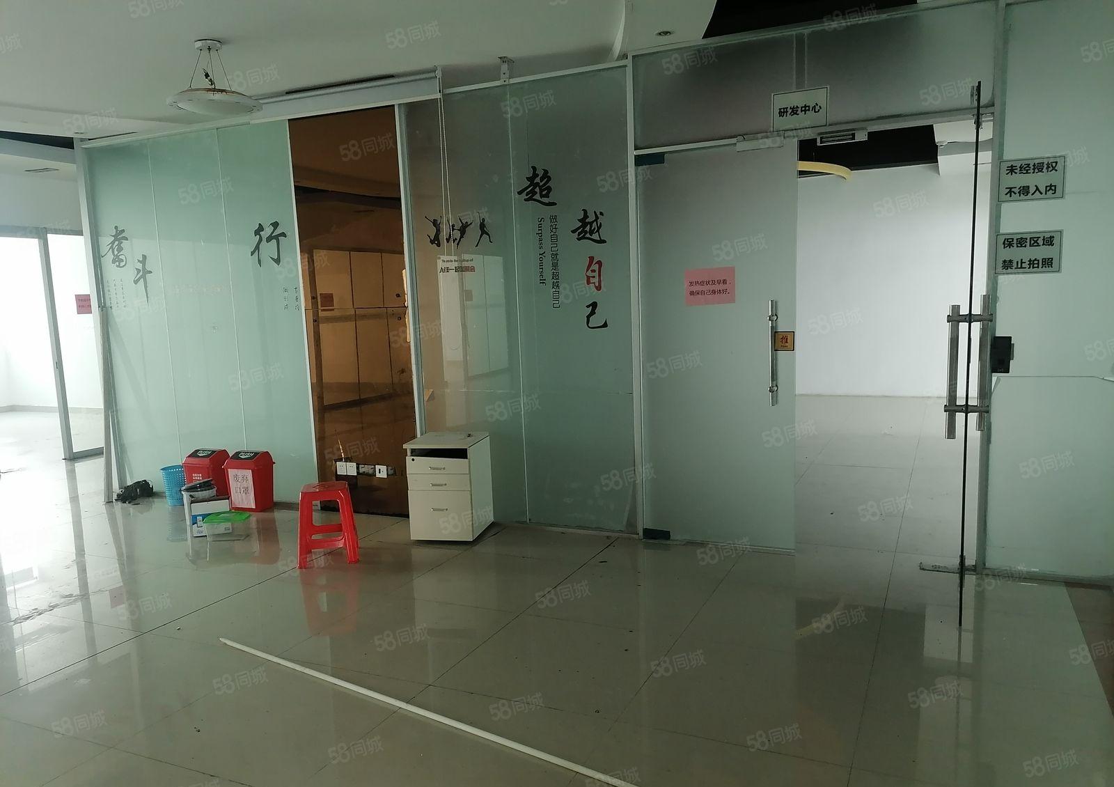 石岩水田高速口新出独院楼上精装修1360平出租，可办环评