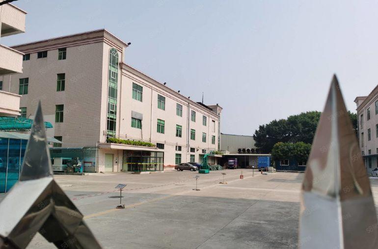 6000平原房东独院厂房招租过环评实际面积红本业主低价招租