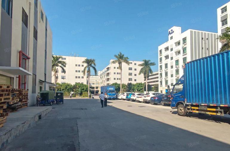 松岗地铁站旁原房东红本精装修1000平方办公室厂房低价出租