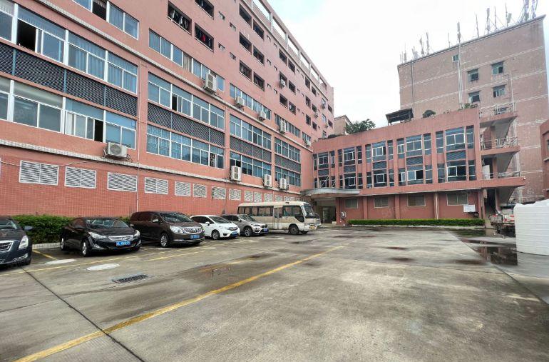 石岩应人石红本独门独院带办公室宿舍空地一体 可以分租