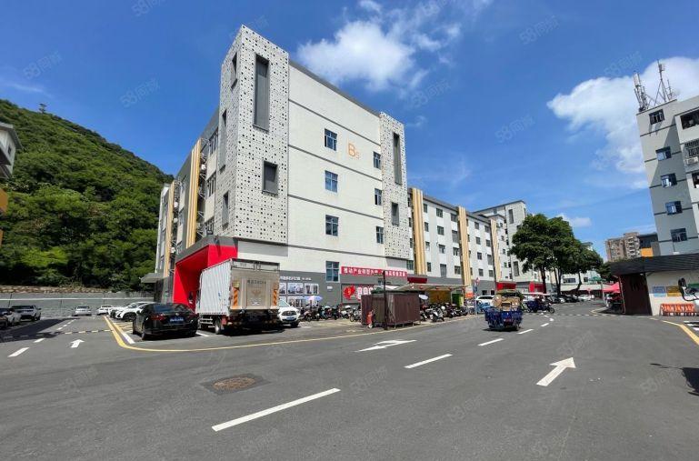 西乡固戍高新科技园1000平精装修办公研发厂房出租村委实图