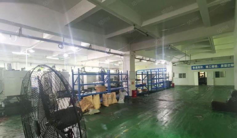 宝安区沙井和一主干道边一楼物流仓2000平方园区空地大