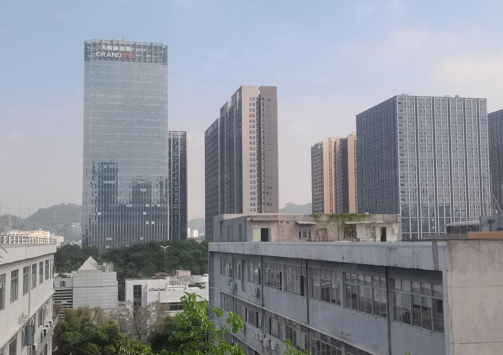 洪浪北地铁口厂房出租，可做电商，直播，仓库，加工等，有车位