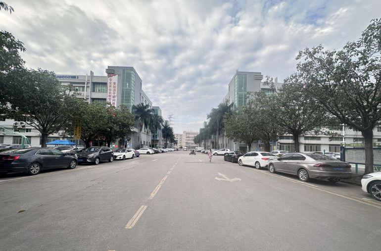 马鞍山工业区10000平厂房出租一楼精装修办公仓库大小可分