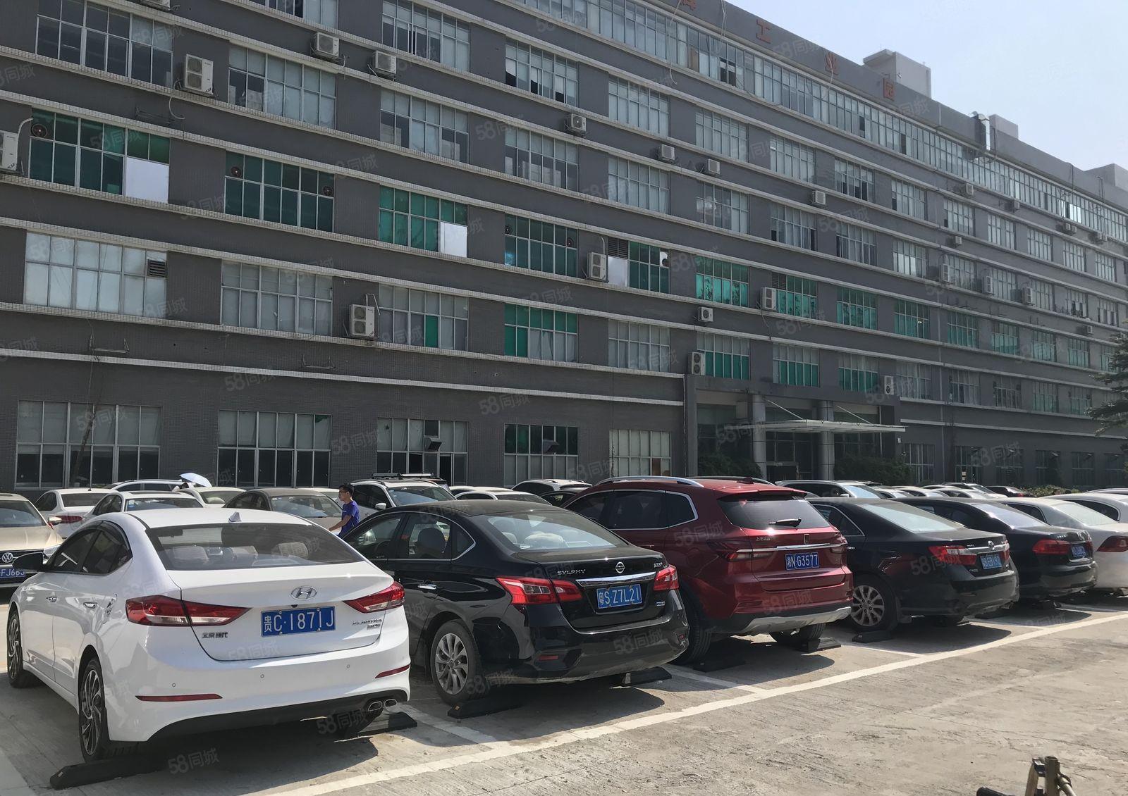 石岩产业园红本厂房带精装修出租4600平米