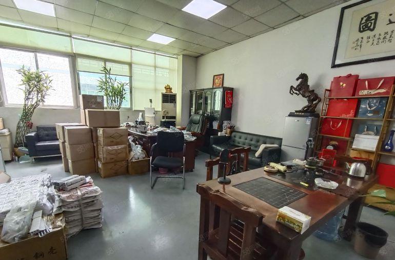 西乡桃源居地铁口新出楼上1000平精装修厂房出租无转让费可分