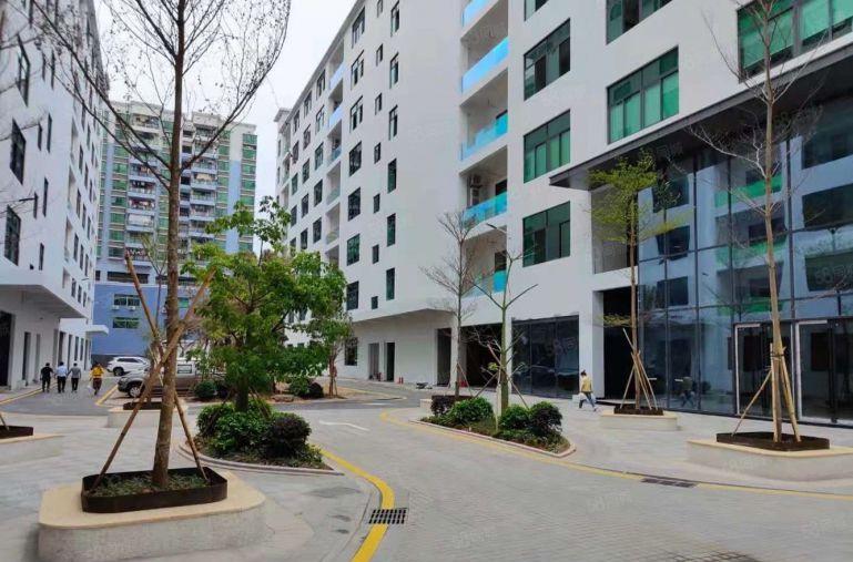 西乡固戍地铁口附近2000平厂房出租带豪华装修免转让费可办公