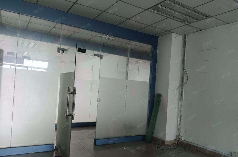 固戌一路附近独门独院，楼上整层精装修1200平！