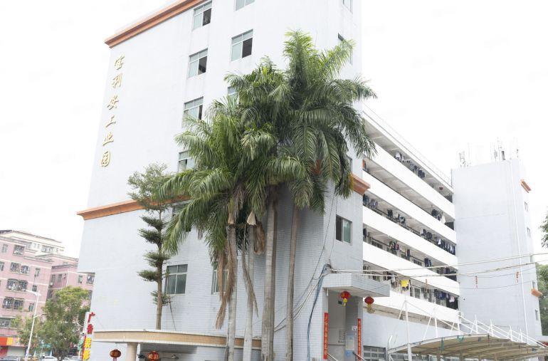 宝安石岩塘头红本厂房业主直租4650平交通便利价格面议