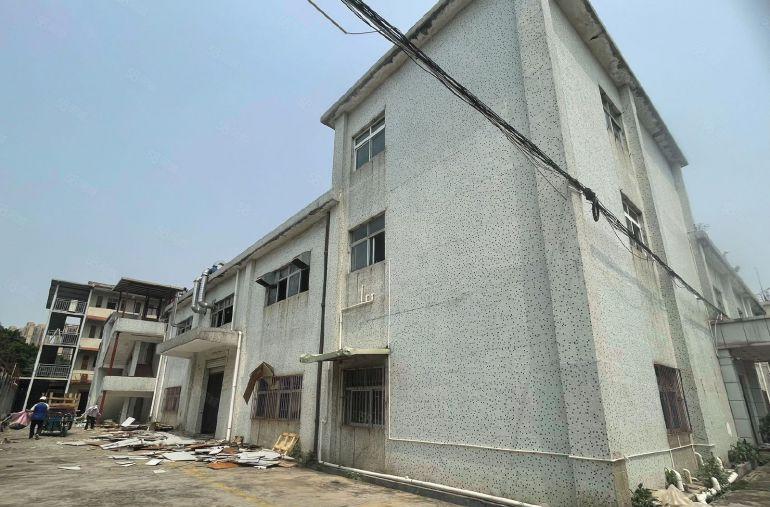 沙井村委厂房实际面积出租2层2400方