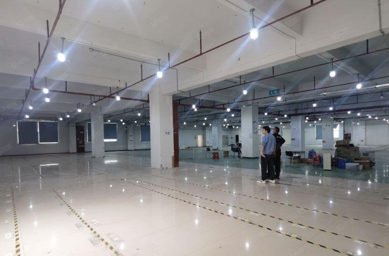 沙井大王山 原房东楼上带装修厂房3300平 3吨大货梯