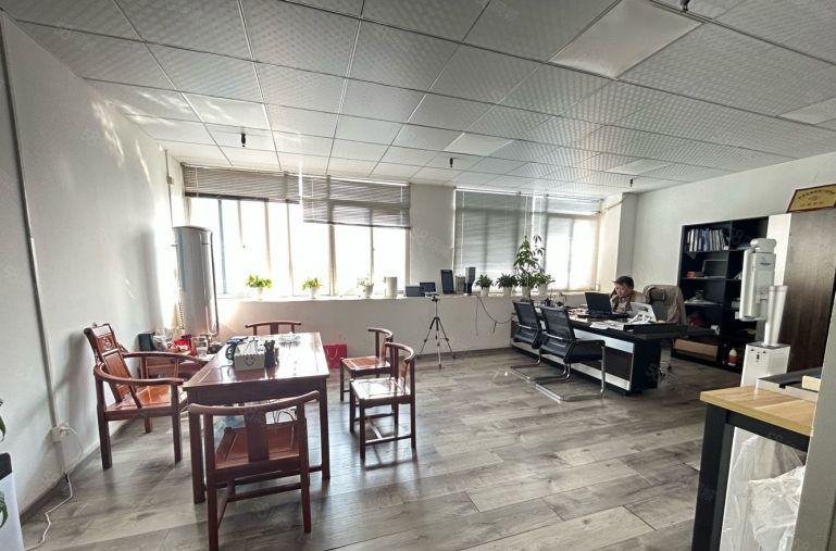 宝安沙井后亭地铁口原房东红本1000平厂房出租300平起分租