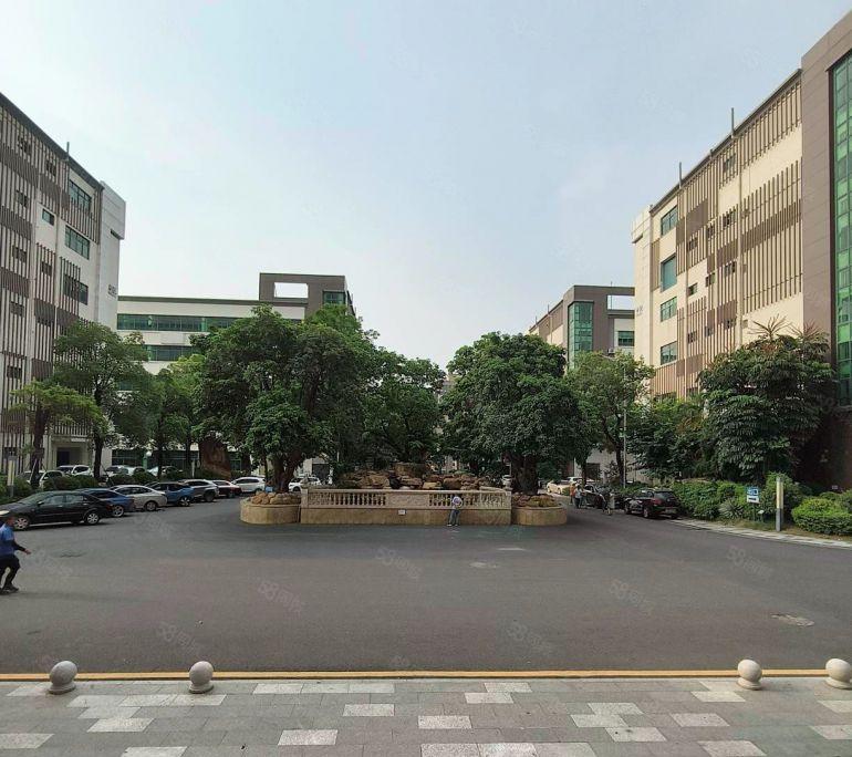 300平起租福永地铁口新出一二楼2000平带装修厂房仓库出租