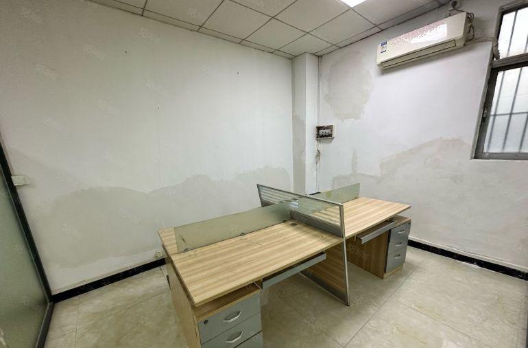 宝安沙井新天虹附近精装修厂房211平仓库出租。