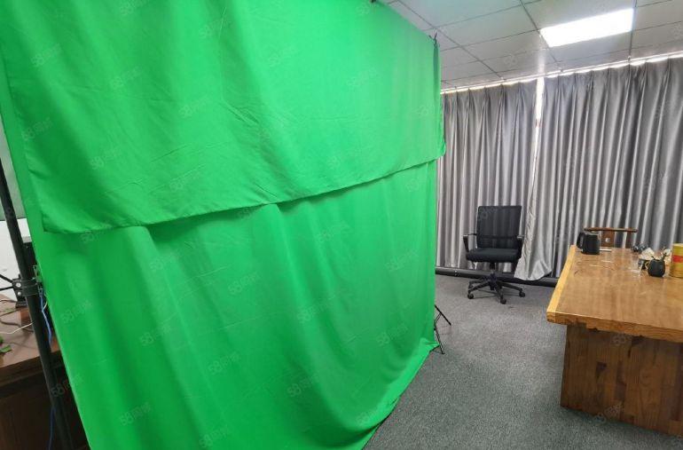 石岩塘头600平原房东厂房带超大露台 豪华装修 免转让费