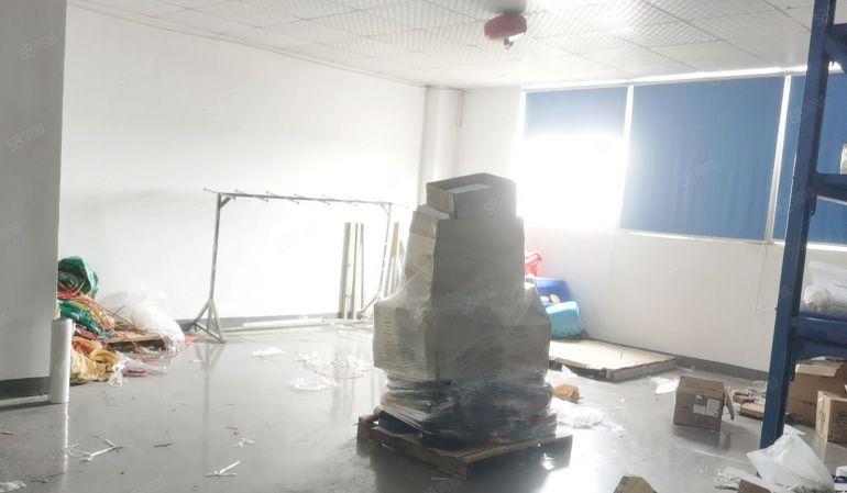 石岩厂房直接可以用招租 高速口 官田地铁站 交通方便