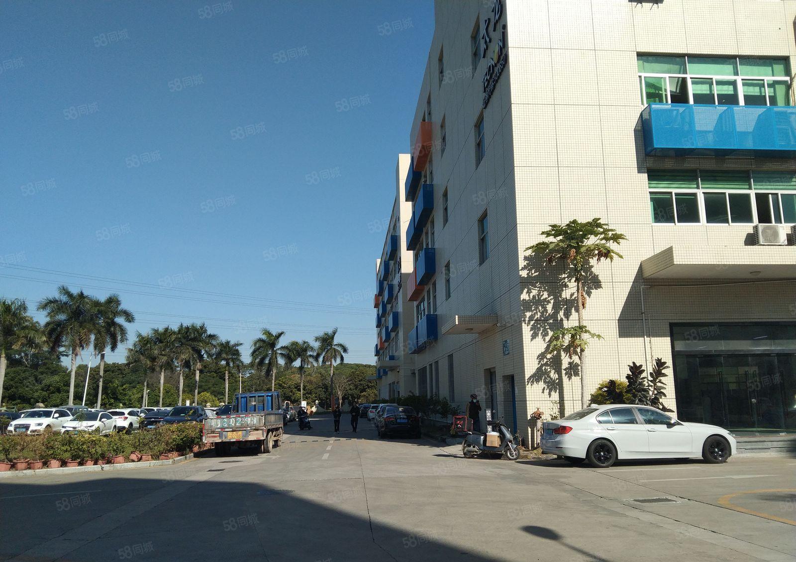 石岩原房东厂房2300平方精装修厂房出租，使用率高