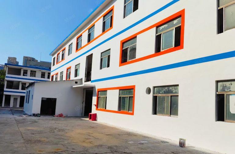 免租期3个月村委厂房石岩新出4500平方独门独院仓库厂房出租