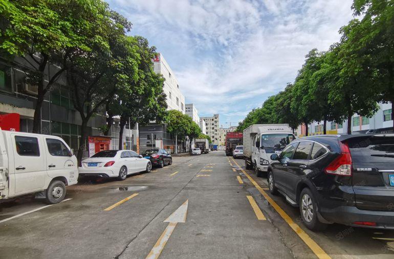 沙井黄埔楼上厂房出租，120平，精装修。仓库出租。