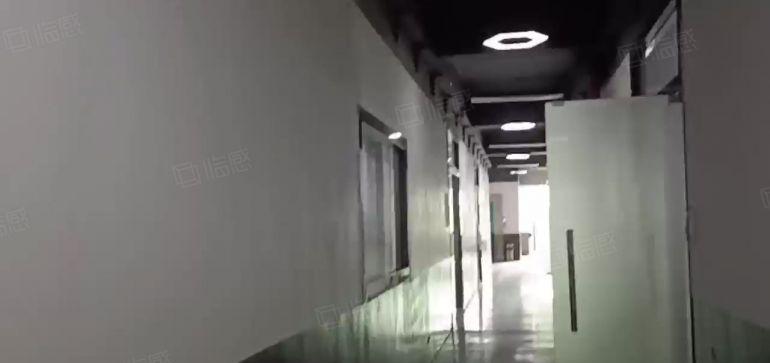 西乡固戍附近楼上精装修338平，能注册生产