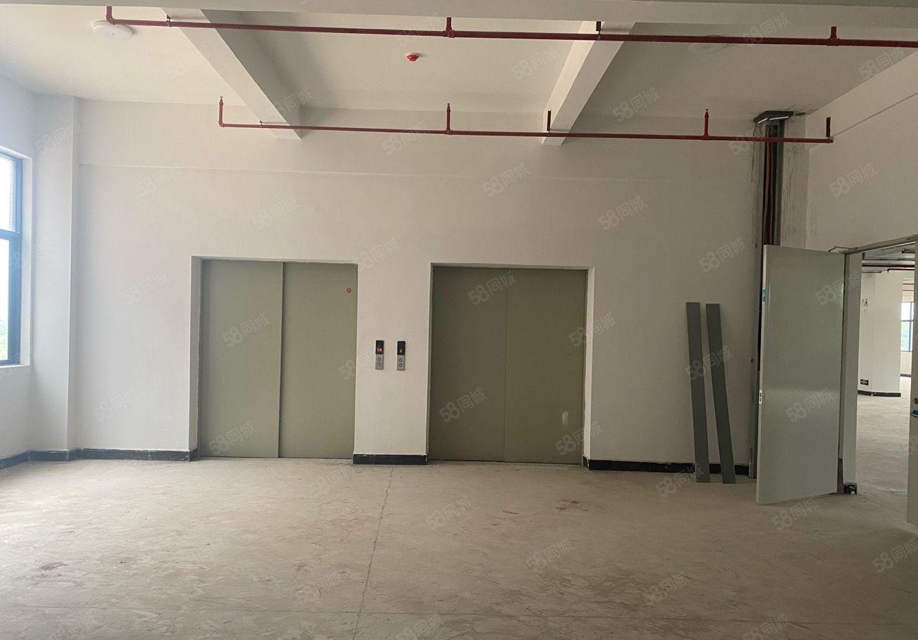 福永和平原房东带红本楼上1800平米厂房仓库出租，带装修可分