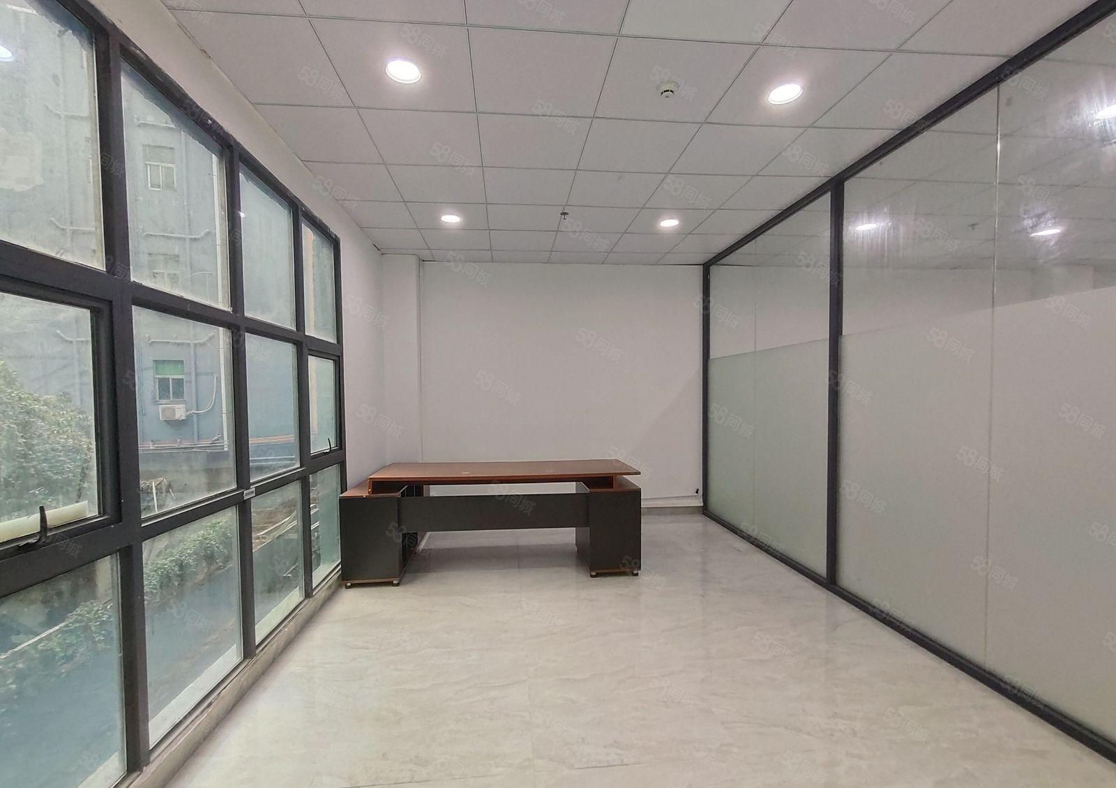 西乡，固戍地铁站附近，60平90平带隔间，精装修办公仓库出租