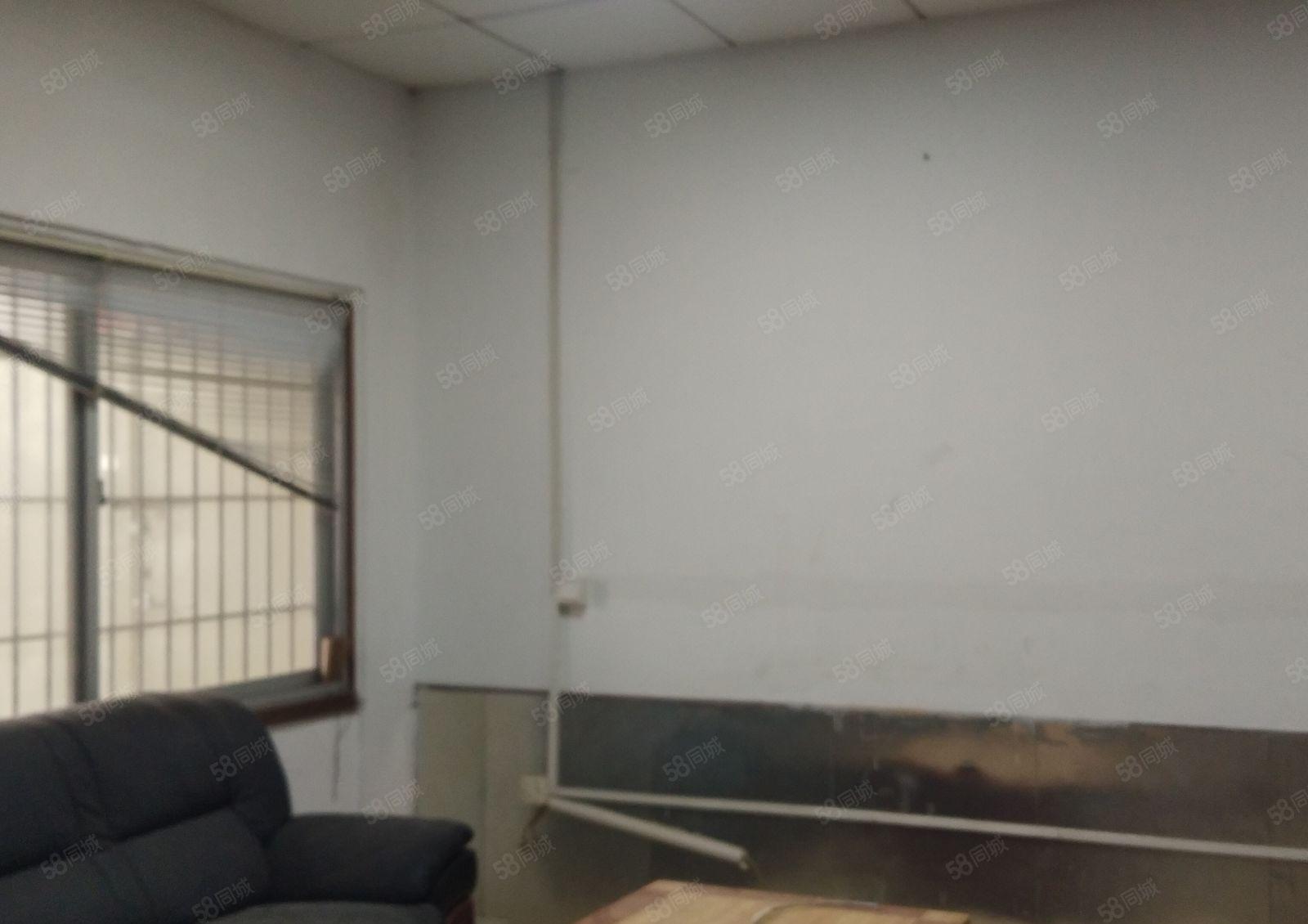 西乡阳光工业区楼上精装修257平